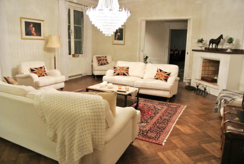 Villa Harriet Fittja Εξωτερικό φωτογραφία